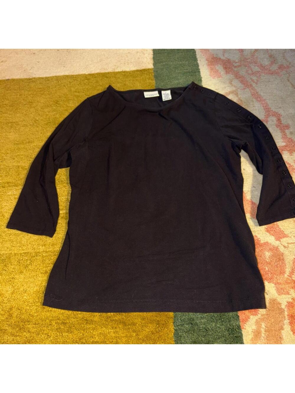 Covington Womsns 3/4 sleeve black top, size Large (14-16)